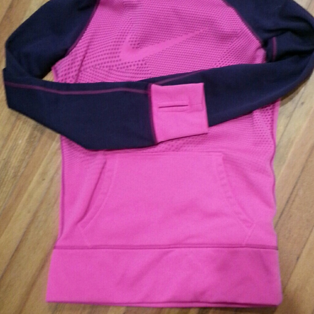 Nike Hoodie - Picture 4 of 7